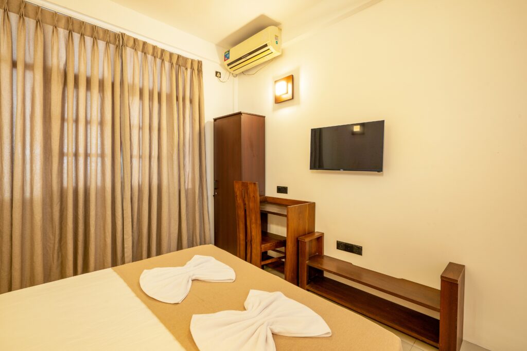 Peridot Hotels Mount Lavinia